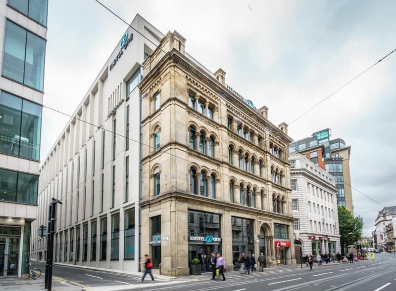 Motel One Manchester-Royal Exchange — building