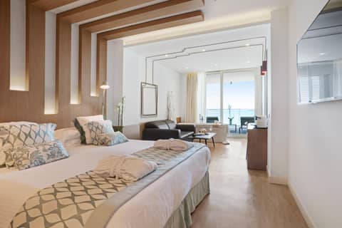 Pure Salt Garonda - Adults Only — bedroom