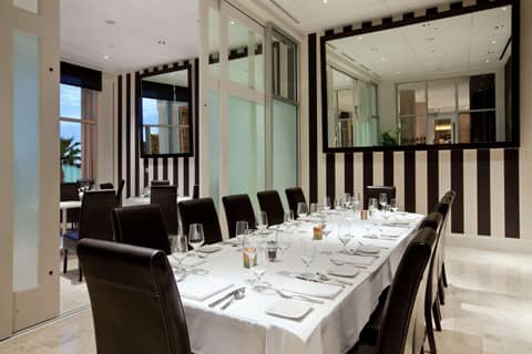 Signia by Hilton Orlando - An Official Walt Disney World Hotel — dining