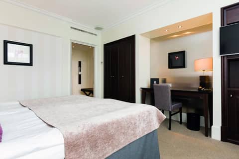 Elite Park Avenue Hotel — photo 4