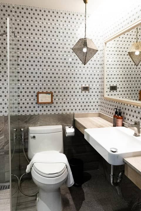Tints of Blue Hotel — bathroom
