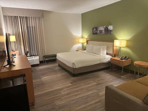 Sleep Inn & Suites Memphis Southeast — photo 9