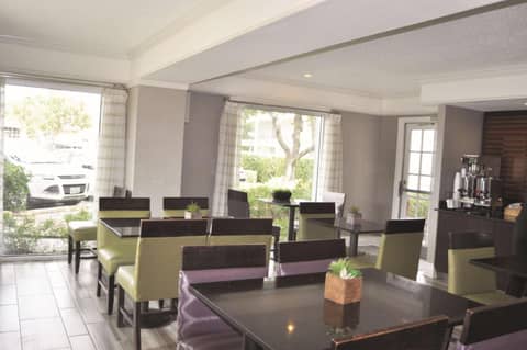 La Quinta Inn by Wyndham Dallas Uptown — photo 2