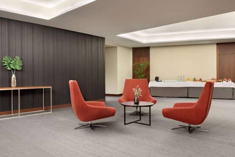 Ramada by Wyndham Lisbon — photo 8