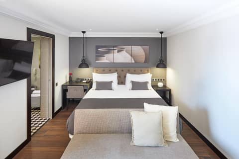 Hotel Cortes Rambla — hotel room