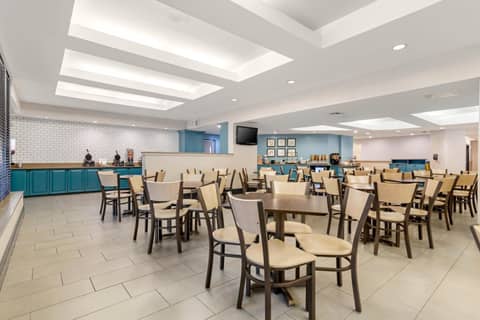 Country Inn & Suites by Radisson, Atlanta Galleria-Ballpark, GA — photo 5