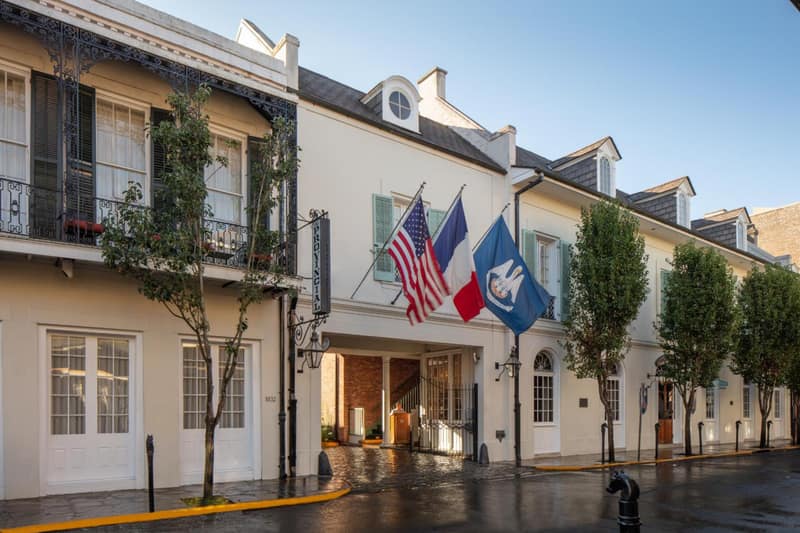 Hotel Provincial — building