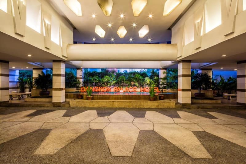 Bangkok Palace Hotel — building