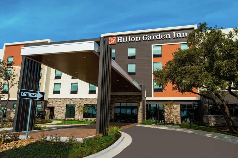 Hilton Garden Inn Cedar Park Austin — building