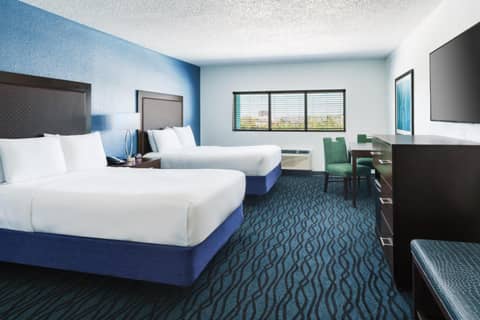 Coco Key Hotel & Water Park Resort — hotel room