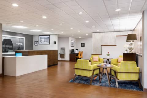 Hampton Inn Naples-Central — photo 6