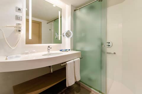 Spring Arona Gran Hotel - Adults Only — bathroom