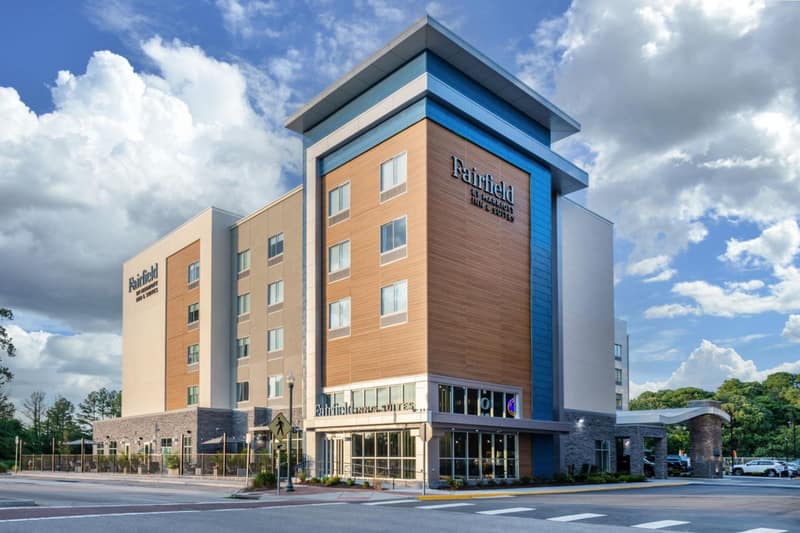 Fairfield by Marriott Inn & Suites Virginia Beach Town Center — building
