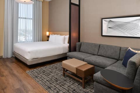 Hyatt Place Chicago Wicker Park — hotel room