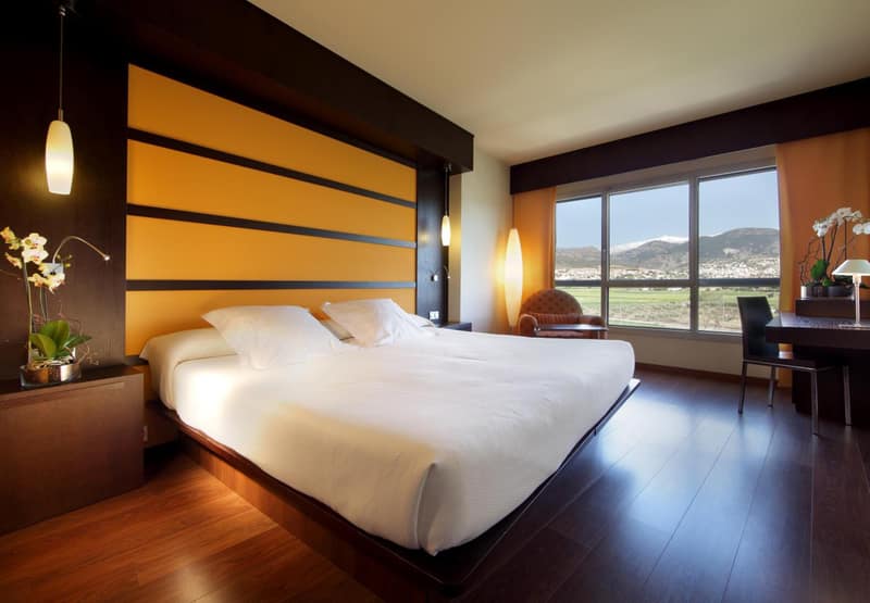 Hotel Abades Nevada Palace — bedroom