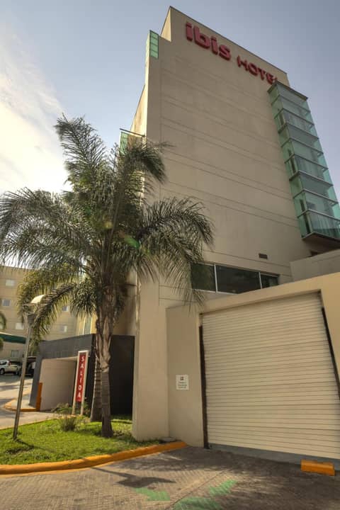 Ibis Guadalajara Expo — photo 9