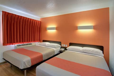 Motel 6 Old town Scottsdale Fashion Square — photo 4