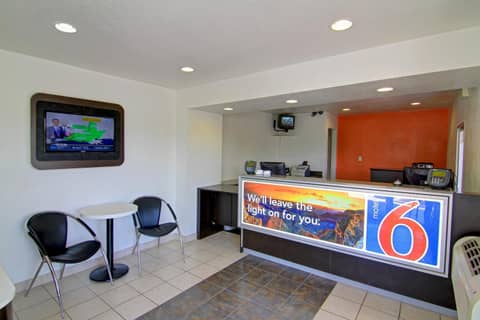 Motel 6 Old town Scottsdale Fashion Square — photo 7