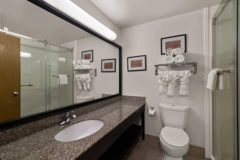 Comfort Inn & Suites Austin North Loop — photo 3