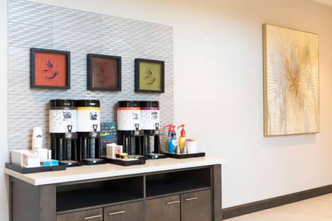 Hampton Inn & Suites Indianapolis-Keystone, IN — photo 3