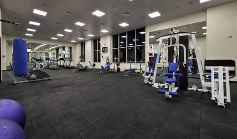 Oaks Liwa Heights Suites — activities & amenities