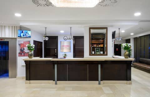 Leonardo Hotel Budapest — photo 2