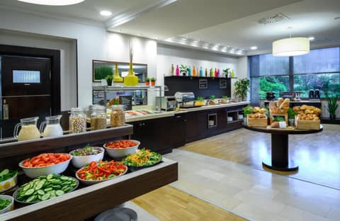 Leonardo Hotel Budapest — photo 4