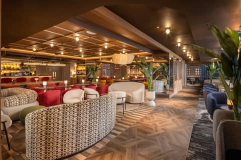 ibis London Earls Court — hotel reception