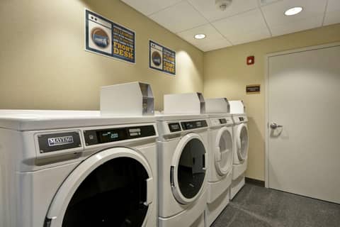 Home2 Suites By Hilton Portland Airport — photo 9