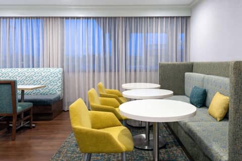 Hampton Inn Buffalo-Airport Galleria Mall — photo 8
