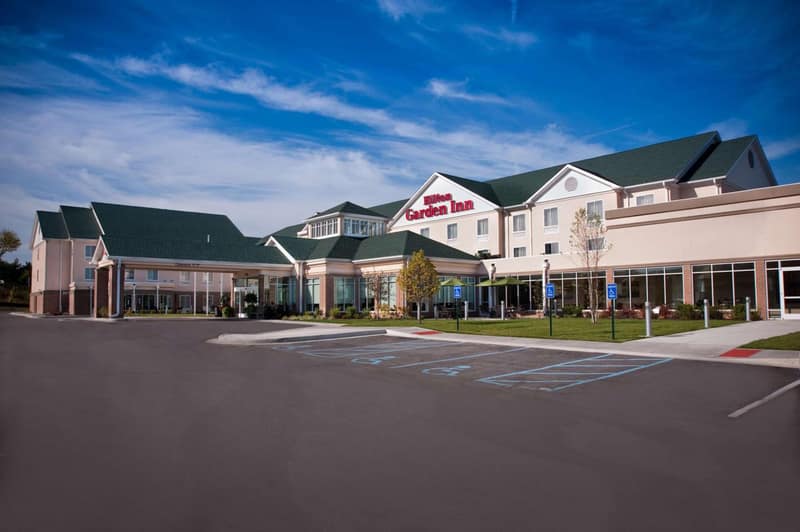 Hilton Garden Inn St. Louis Airport — building