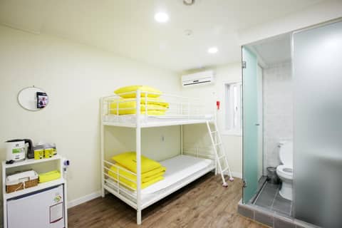 Economy Twin Room — the supplier's photographs — photo 1