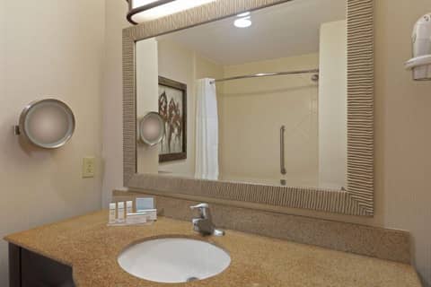 Hampton Inn & Suites Wellington — photo 6