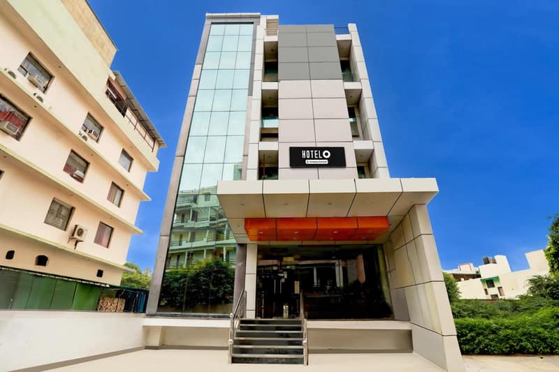 Hotel O Taj Nagri Near Taj Mahal East Gate Formerly Riviera — building