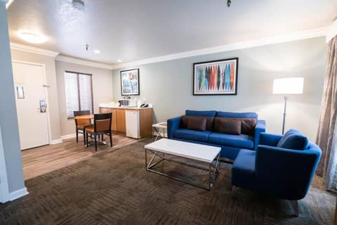 Alexis Park All Suite Resort — photo 4
