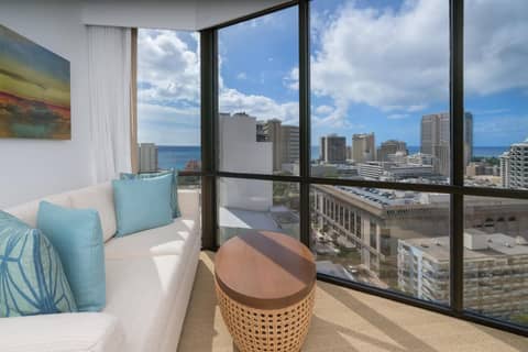 Hyatt Centric Waikiki Beach — photo 9