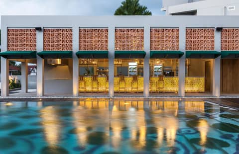 Eastin Ashta Resort Canggu — recepcion & lobby
