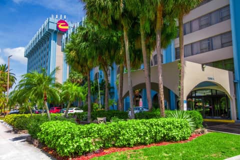 Clarion Inn & Suites Miami International Airport — photo 5