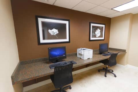 Clarion Inn & Suites Miami International Airport — photo 9