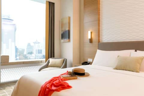 JEN Singapore Orchardgateway by Shangri-La — hotel room