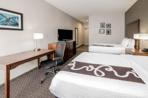 La Quinta Inn & Suites by Wyndham Fort Worth Arlington West — photo 7