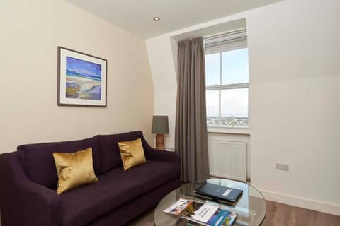 Braid Apartments by Mansley — photo 2