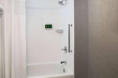 Sonesta Select Nashville Airport Suites — photo 7
