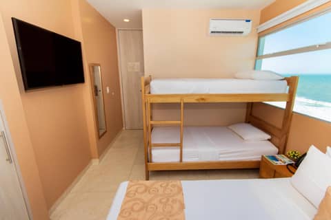 Hotel Aixo Suites By GEH Suites — photo 2