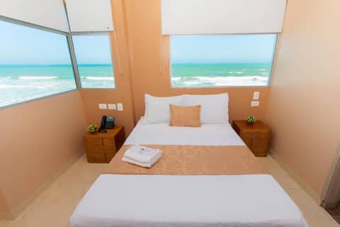 Hotel Aixo Suites By GEH Suites — photo 9