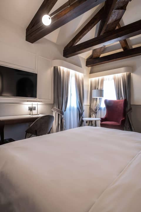 Radisson Collection Hotel Palazzo Nani Venice — hotel room