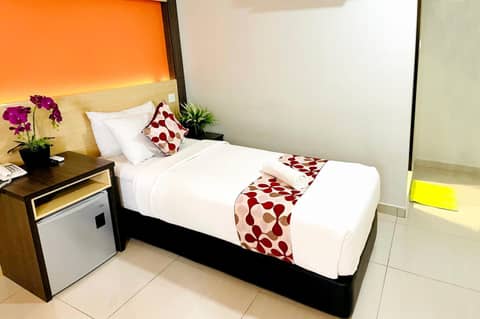 City Central Hotel — photo 8