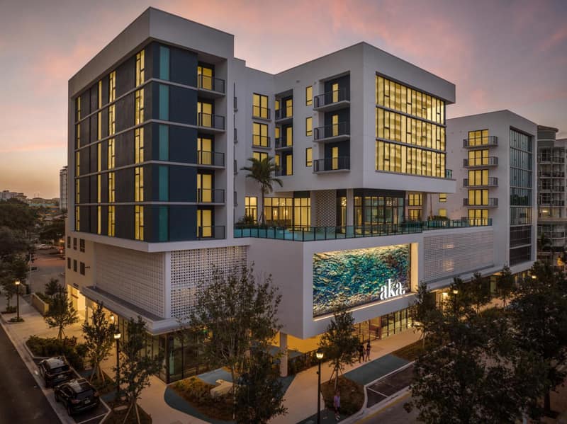 Hotel AKA West Palm — building