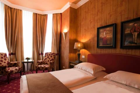 Hotel City House — hotel room