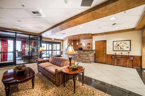 Comfort Inn & Suites Henderson - Las Vegas — photo 2
